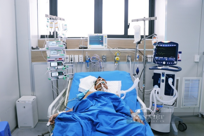 Ca Covid-19 ở Hà Nội bất ngờ tăng trở lại, nhiều bệnh nhân phải thở oxy có đáng lo ngại? - Ảnh 2.