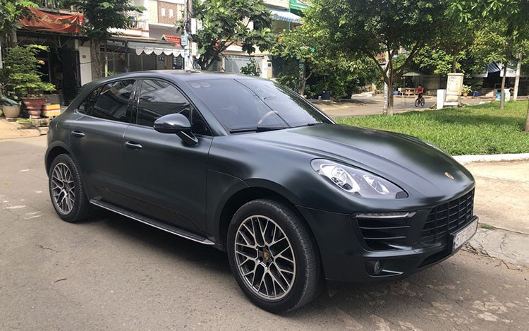 Chủ xe Porsche Maccan thay cản trước, nhận xe lỗi hộp số, Porsche Việt Nam phủ nhận nhưng "gợi ý" ưu đãi thay thế