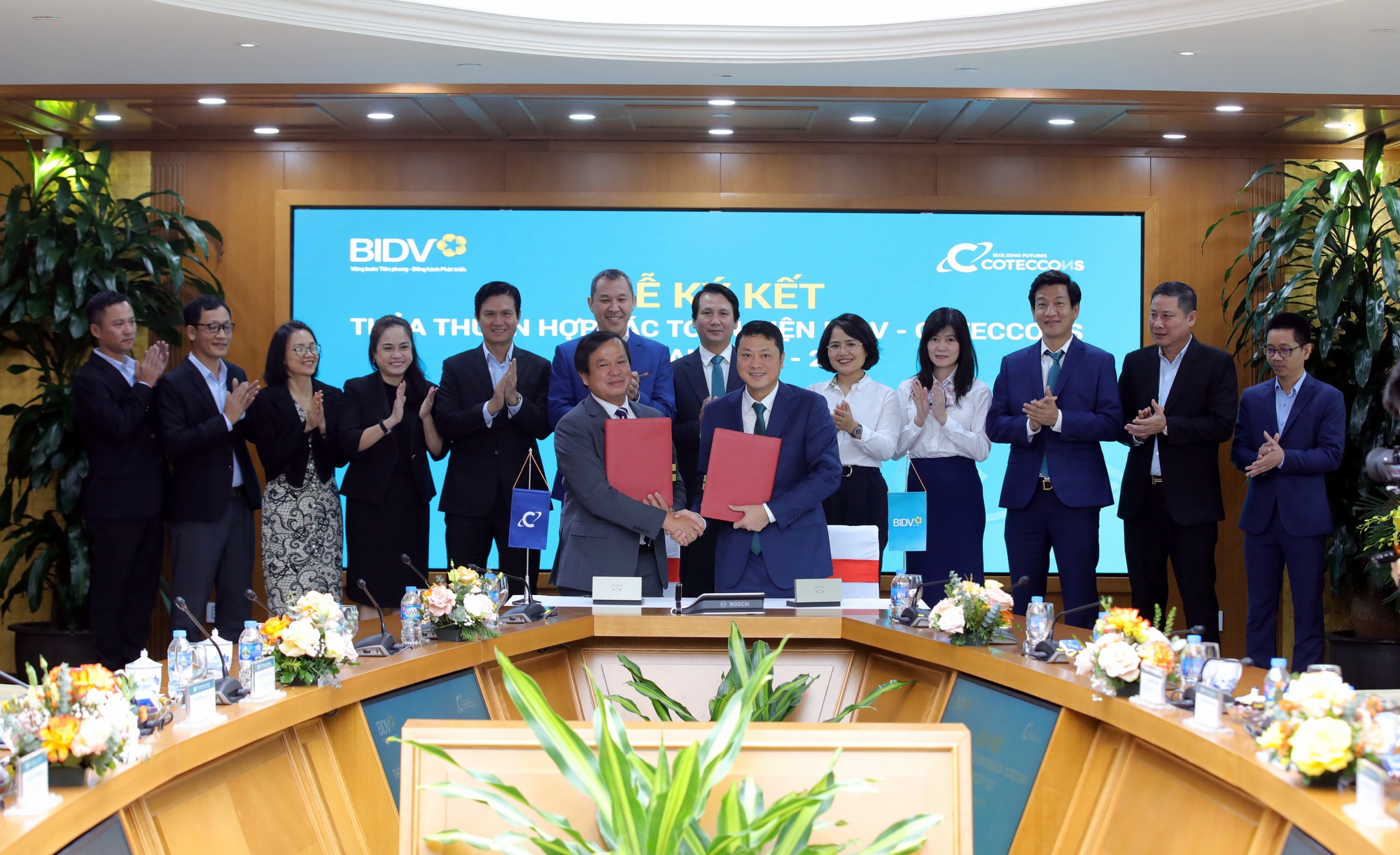 BIDV và Coteccons ký kết thỏa thuận hợp tác toàn diện - Ảnh 1.