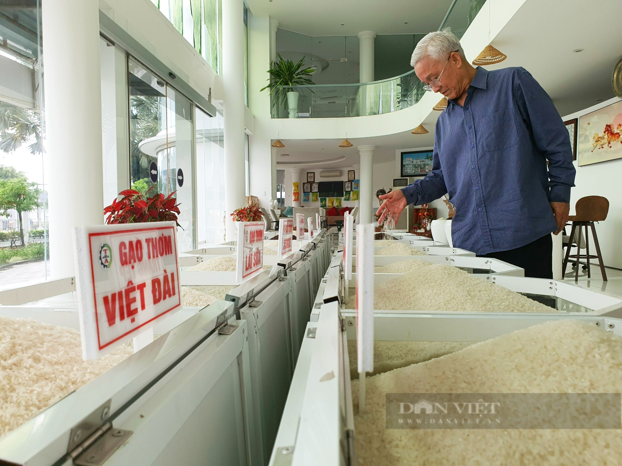 Việt Nam trồng lúa giảm phát thải đầu tiên trên thế giới: Doanh nghiệp hứa làm tốt (Bài 3) - Ảnh 1.