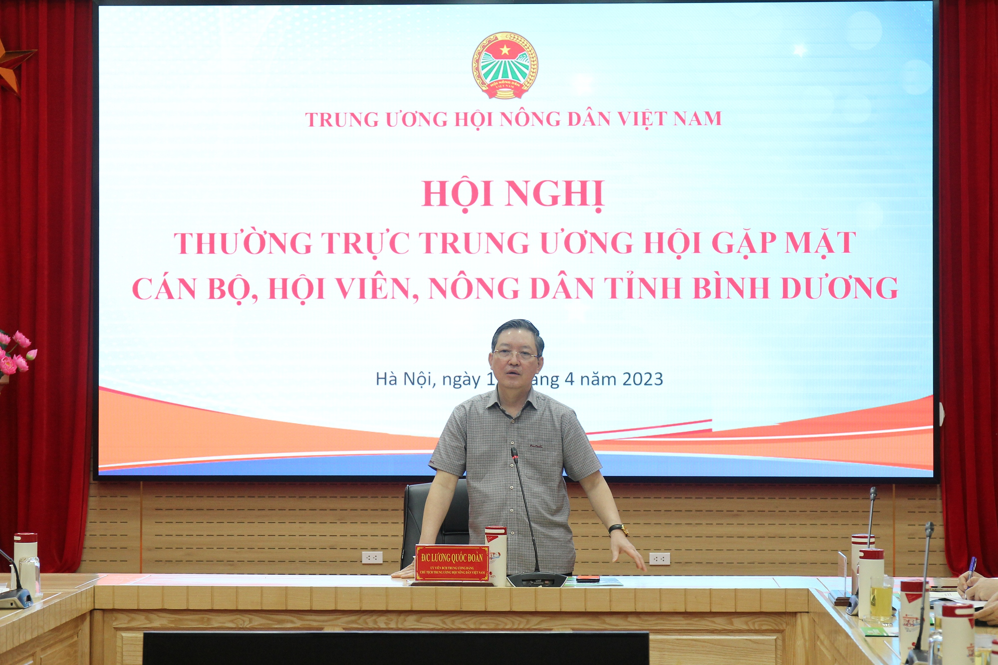 Thường trực Trung ương Hội Nông dân Việt Nam gặp mặt cán bộ, hội viên, nông dân tỉnh Bình Dương - Ảnh 5.