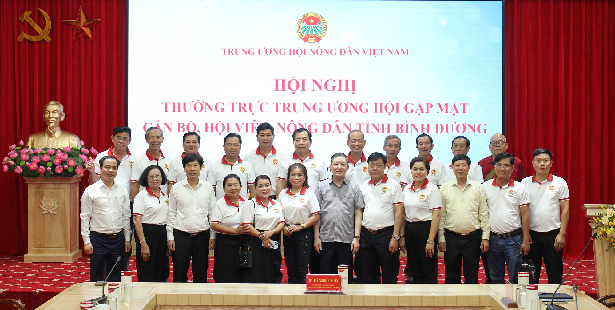 Thường trực Trung ương Hội Nông dân Việt Nam gặp mặt cán bộ, hội viên, nông dân tỉnh Bình Dương - Ảnh 6.