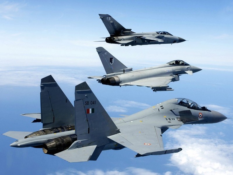 Tướng không quân Mỹ gây bất ngờ khi có mặt trên tiêm kích Su-30MKI - Ảnh 13.