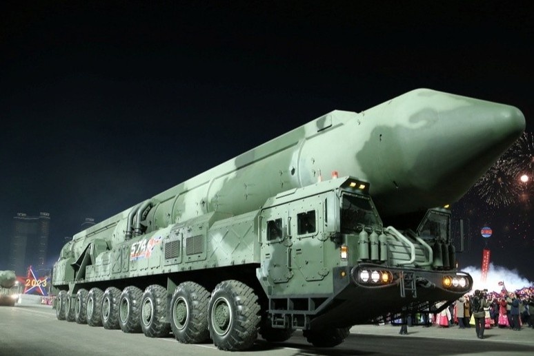 Triều Tiên công bố phóng ICBM nhiên liệu rắn - Ảnh 1.