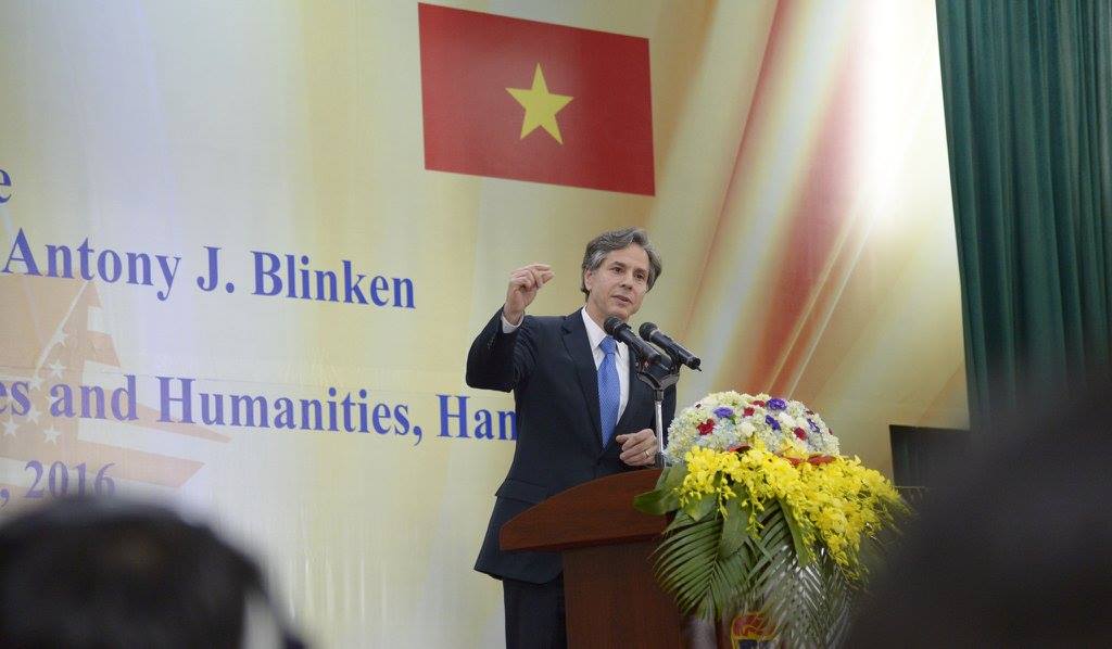 Hình ảnh đầu tiên của Ngoại trưởng Mỹ Antony Blinken thăm Việt Nam - Ảnh 5.