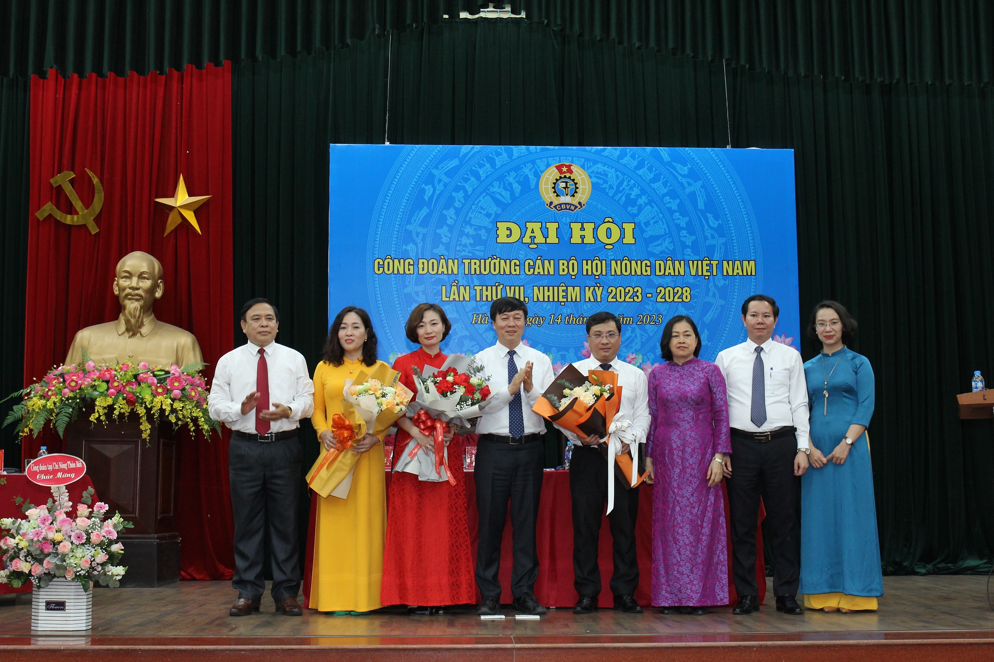 Công đoàn Trường cán bộ Hội Nông dân Việt Nam tổ chức thành công Đại hội khóa VII, nhiệm kỳ 2018-2023 - Ảnh 4.