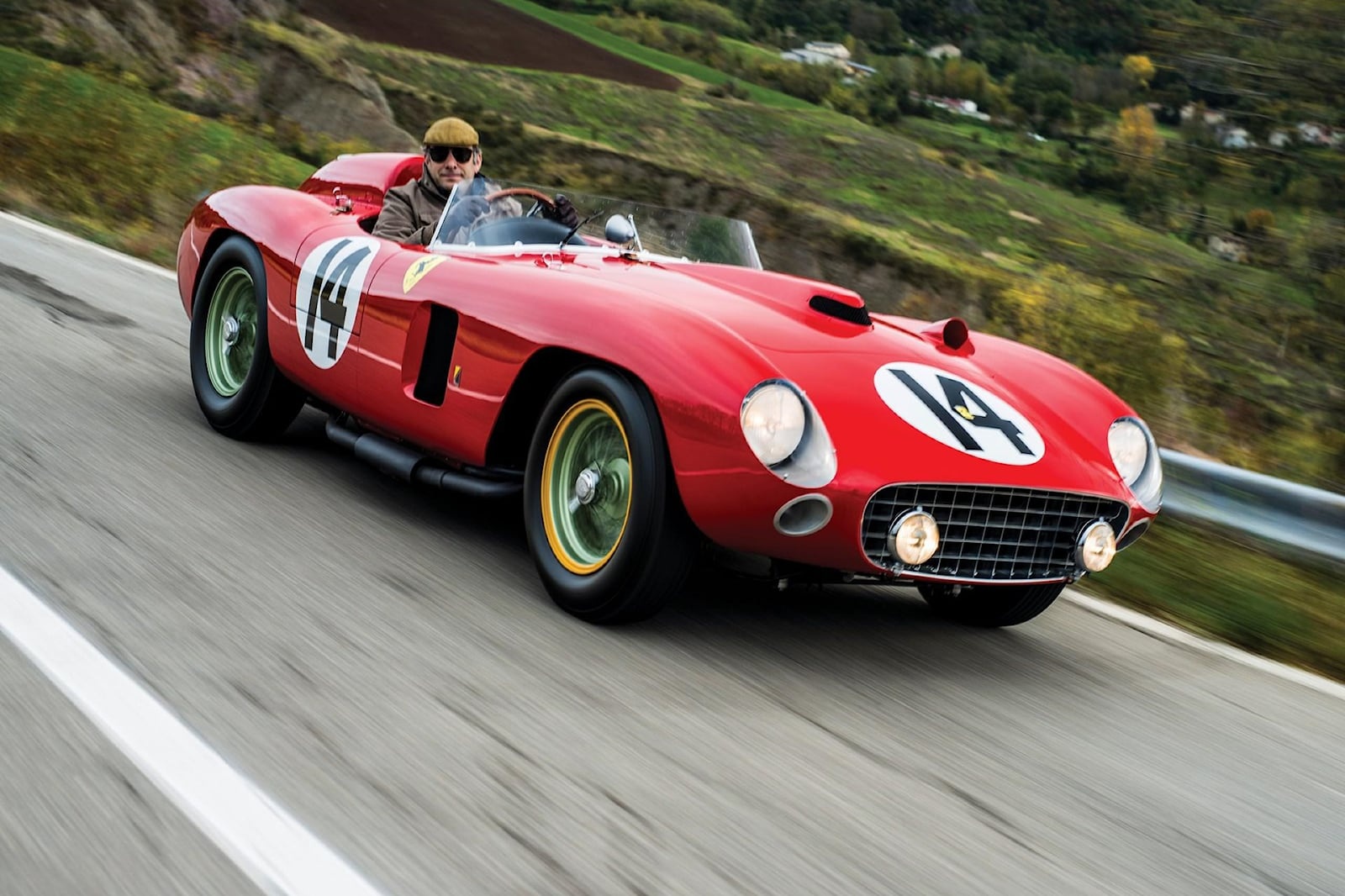 10 chiếc Ferrari cổ đắt nhất thế giới, lên tới 70 triệu USD - Ảnh 1.