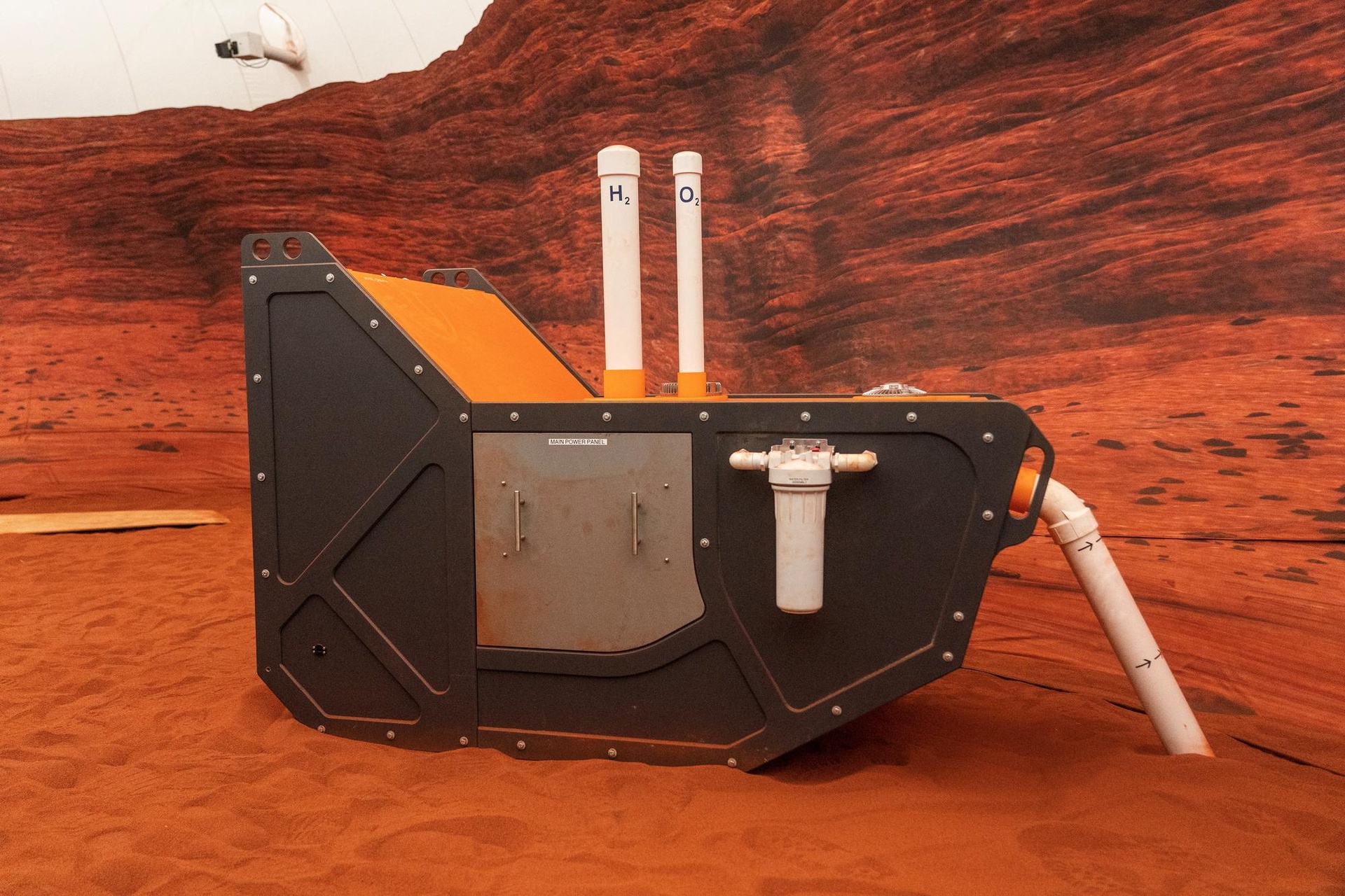 Không gian mô phỏng giúp con người sống như trên Hỏa tinh - Ảnh 7.