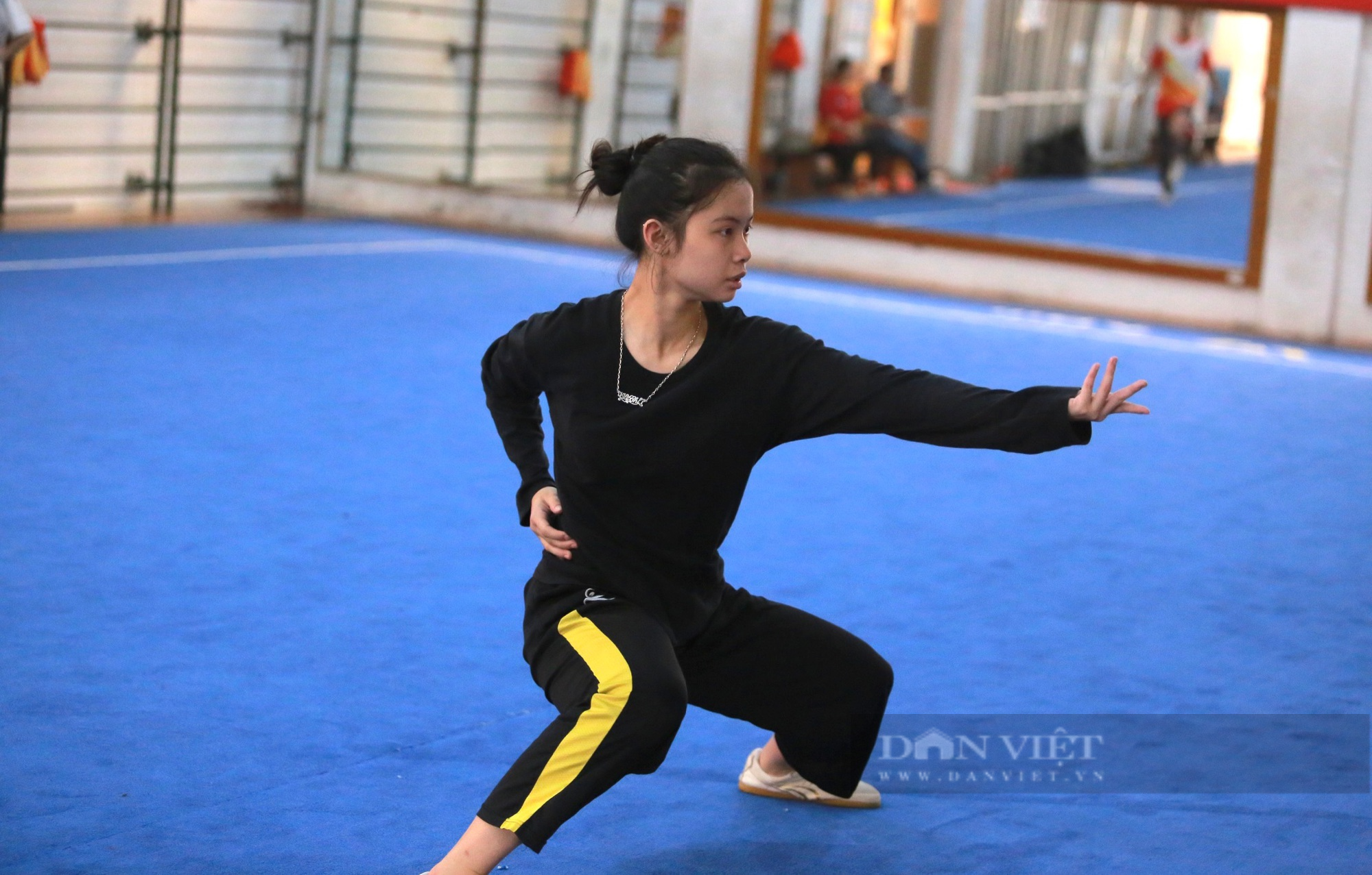 Nữ võ sĩ wushu tiết lộ kế hoạch thành... thạc sĩ sau SEA Games 32 - Ảnh 1.