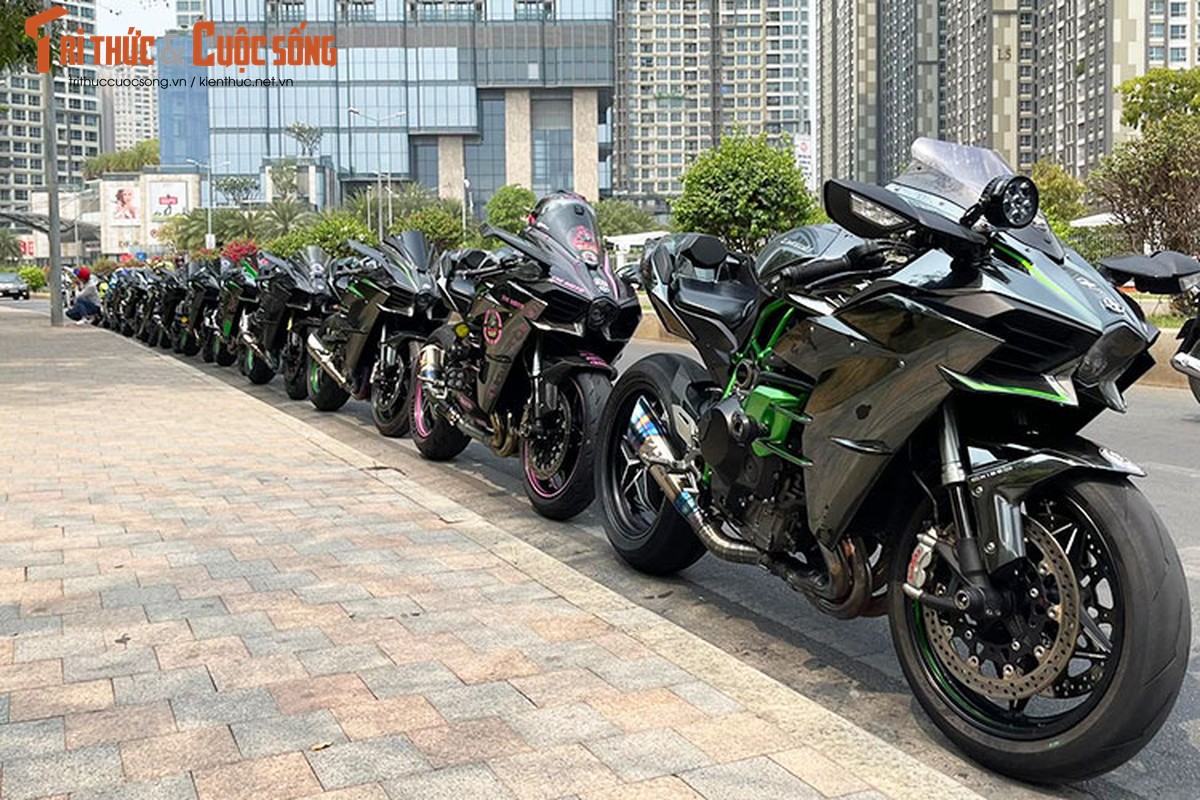 Siêu phẩm” Kawasaki Ninja H2R có giá bán gần 2 tỷ đồng tại Việt Nam