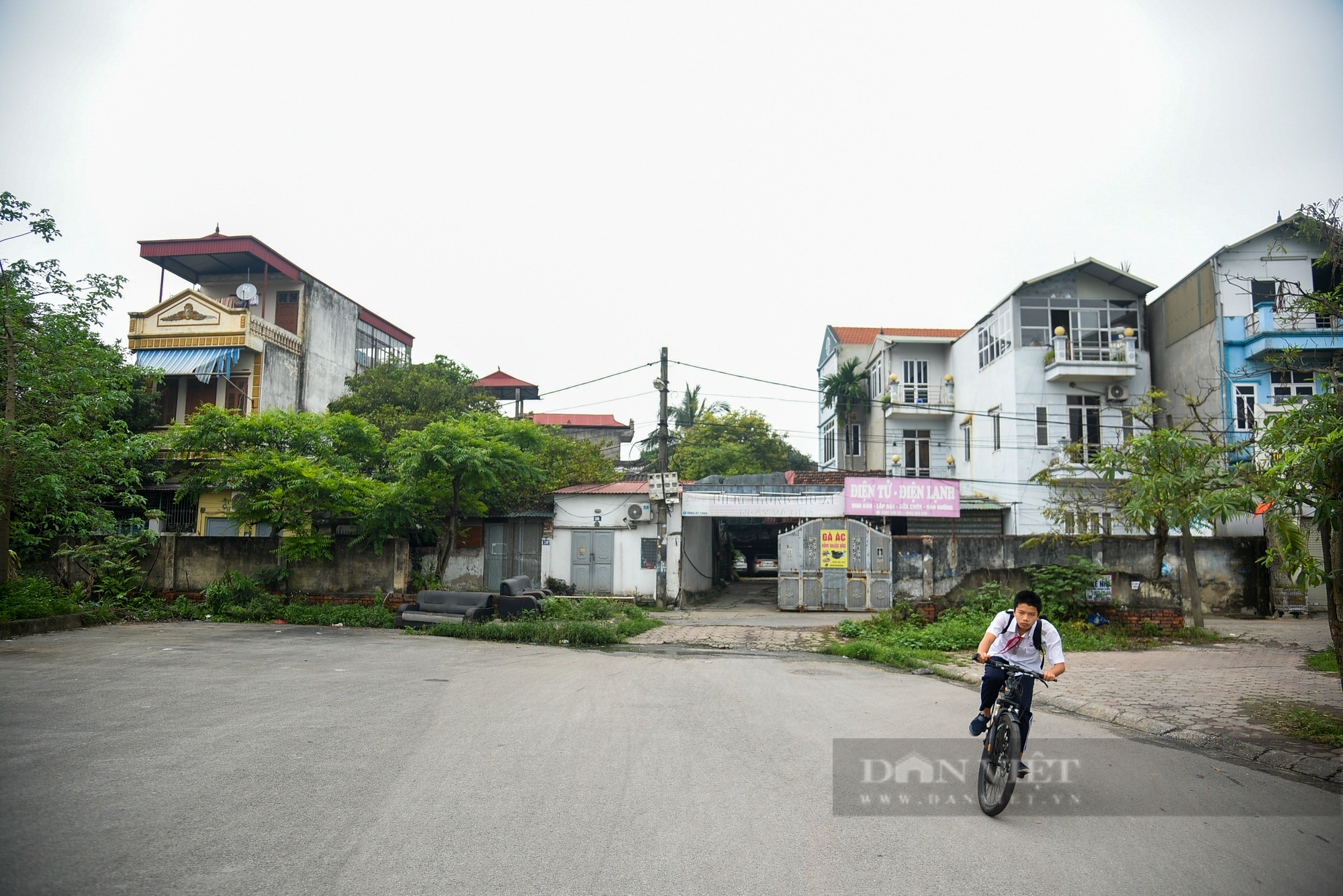 Hình ảnh những tuyến phố &quot;cụt&quot; tại Hà Nội dù đã được gắn biển nhiều năm - Ảnh 8.