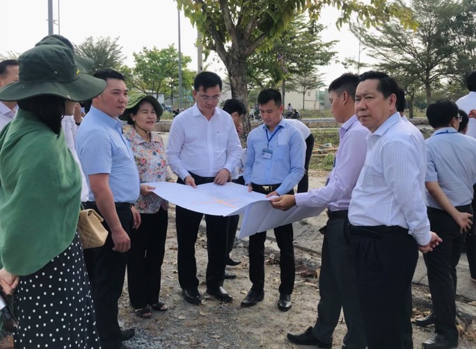 Bí thư TP.HCM Nguyễn Văn Nên trực tiếp giám sát 3 công trình trọng điểm - Ảnh 3.