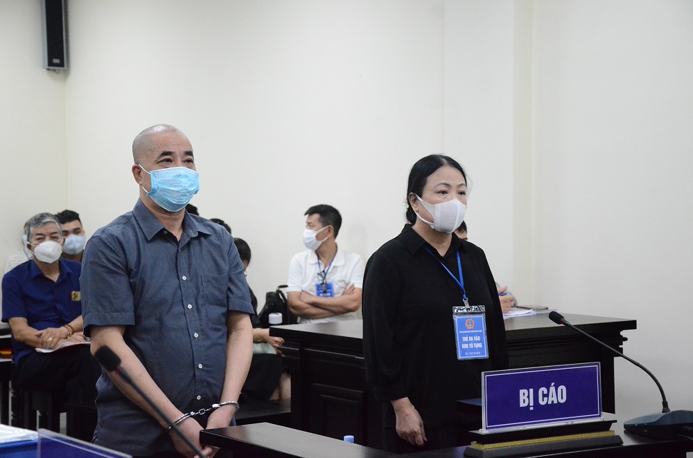 Xét xử cựu Phó chánh văn phòng Sở Tài nguyên Hà Nội với cáo buộc lừa đảo đất vàng Bà Triệu - Ảnh 1.