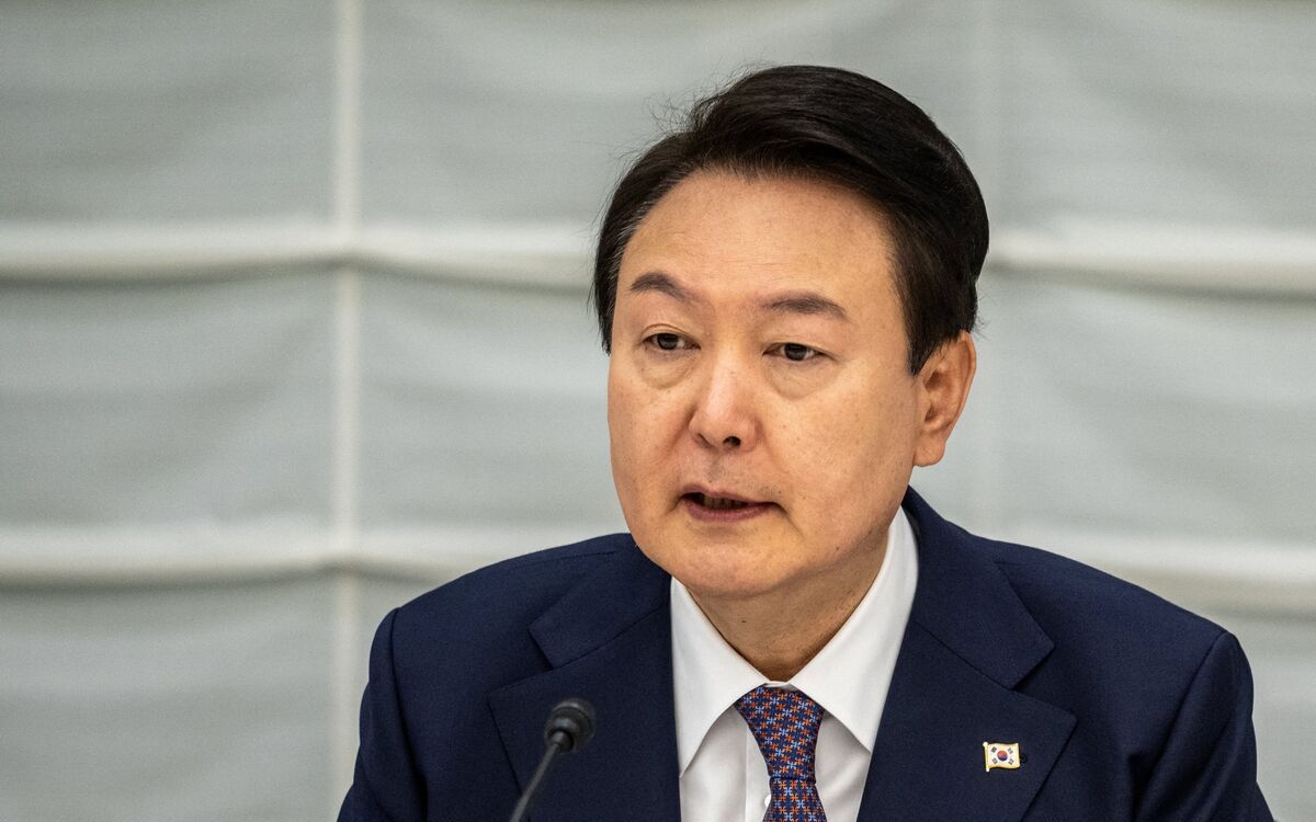 Tổng thống Hàn Quốc tiết lộ ý định viện trợ vũ khí cho Ukraine, phe đối lập gọi đó là "thảm họa"