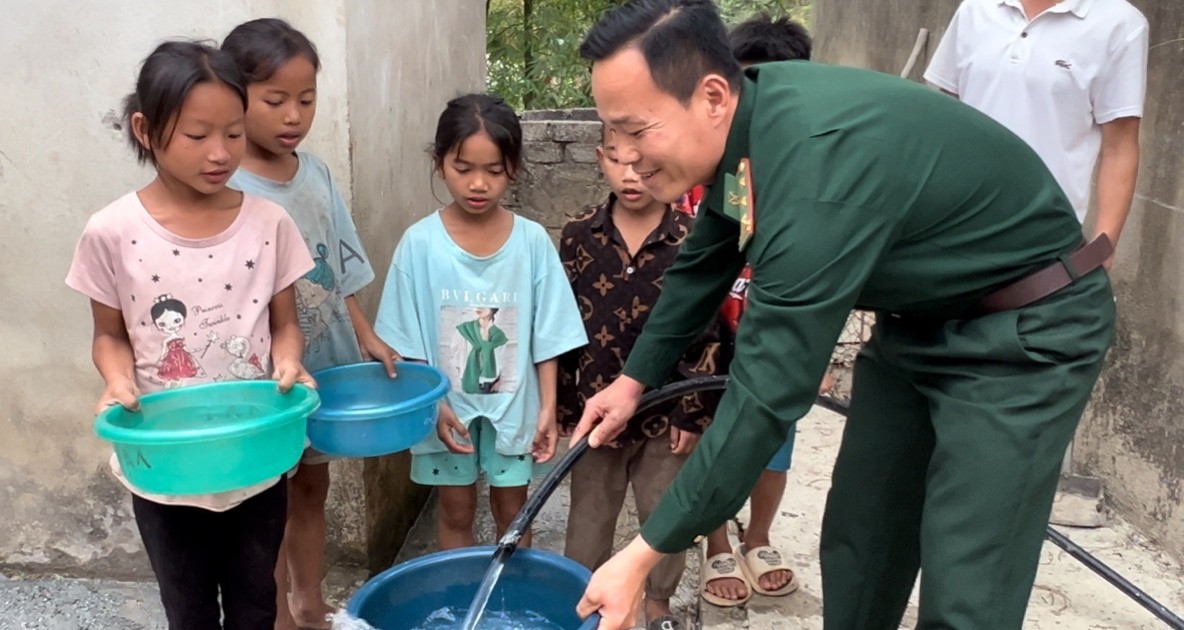 Chương trình “Nước sạch cho em” đồng hành cùng ký túc xá biên cương - Ảnh 1.