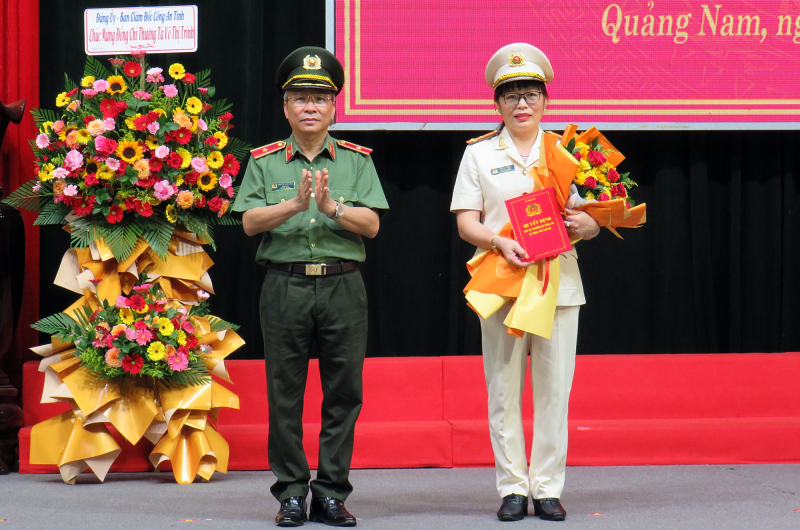 Bộ Công an bổ nhiệm 4 lãnh đạo, Quảng Nam có nữ Phó Giám đốc công an tỉnh đầu tiên - Ảnh 3.