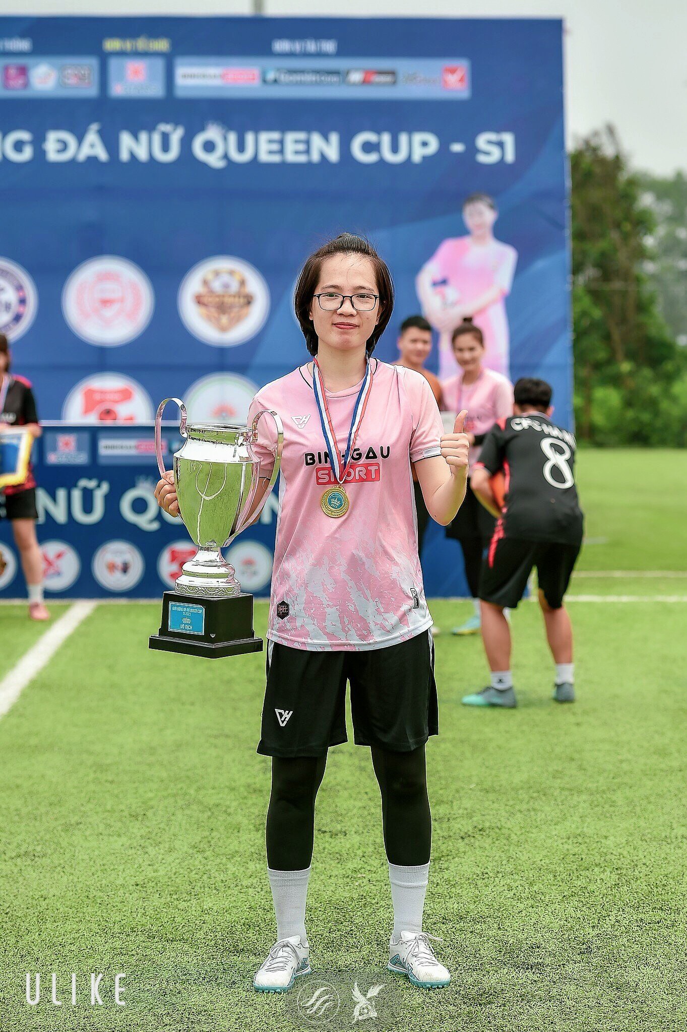 Hành trình chinh phục ngôi vương của FC Việt Ý tại giải bóng đá Queen Cup S1 - Ảnh 1.