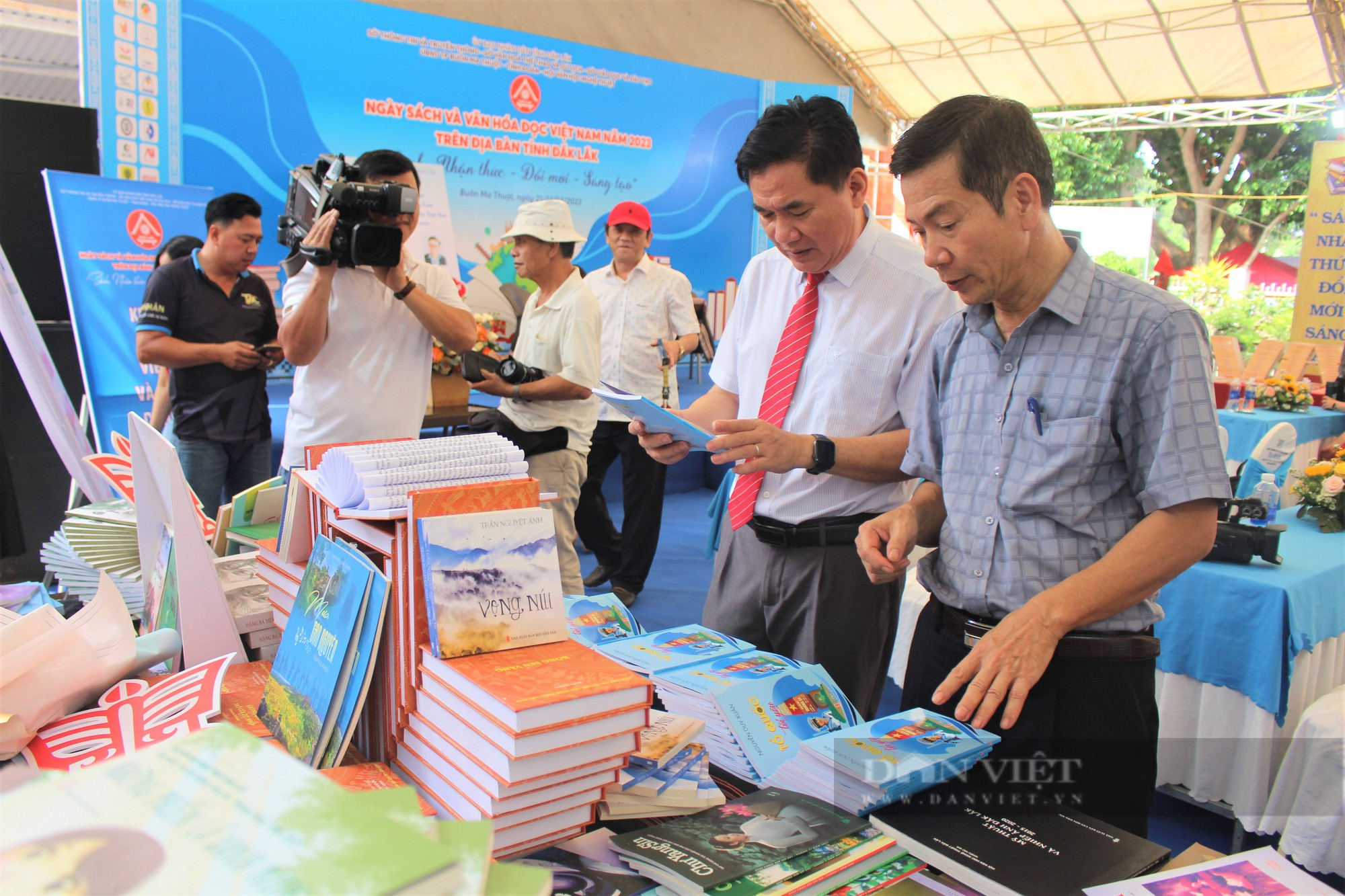 Đắk Lắk: Nhiều hoạt động hấp dẫn tại Ngày Sách và Văn hóa đọc Việt Nam 2023 - Ảnh 3.