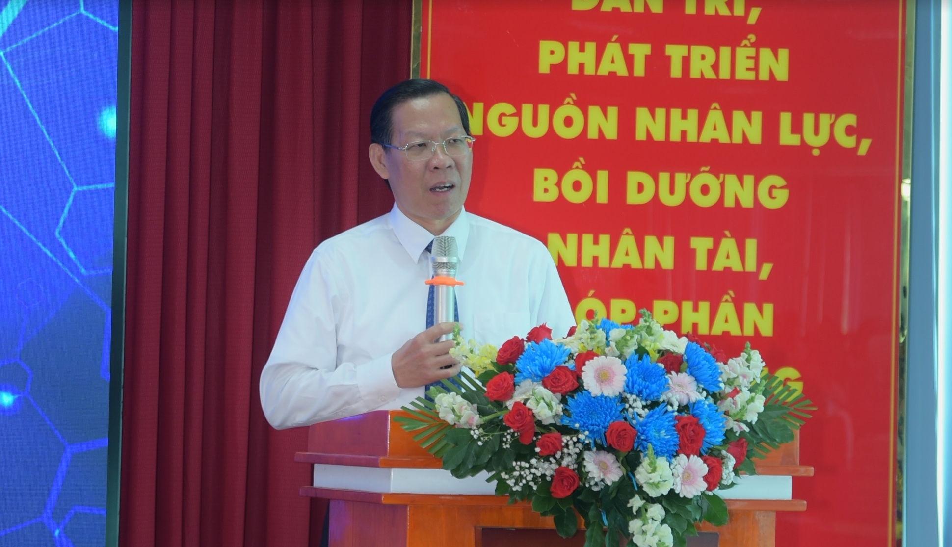 Thương mại hóa và chuyển giao công nghệ trong trường đại học hướng đến phát triển đại học khởi nghiệp - Ảnh 1.