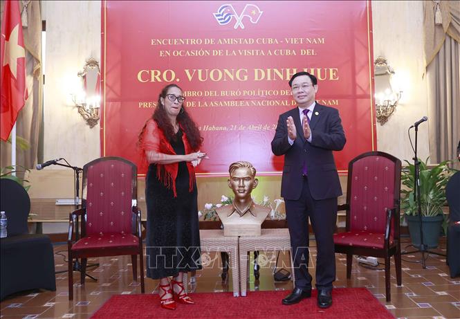 Chủ tịch Quốc hội Vương Đình Huệ: Hiếm có quan hệ nào đặc biệt như quan hệ Việt Nam - Cuba - Ảnh 2.