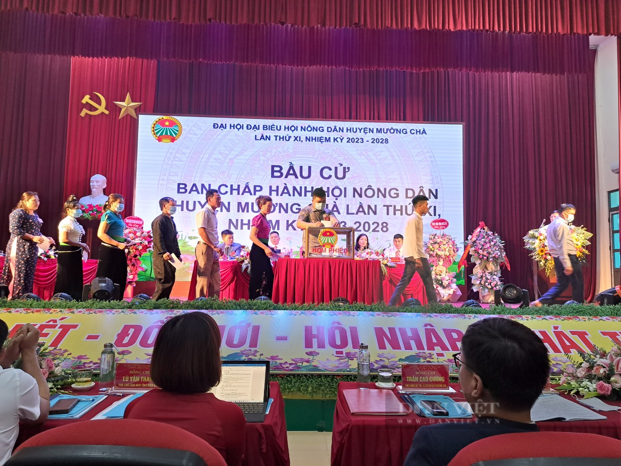 Điện Biên: Bà Lò Thị Bô được bầu tái đắc cử chức Chủ tịch Hội Nông dân huyện Mường Chà - Ảnh 3.
