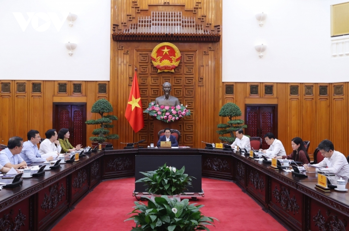 Thủ tướng yêu cầu Ngân hàng Nhà nước ban hành 2 thông tư quan trọng - Ảnh 2. Thủ tướng yêu cầu Ngân hàng Nhà nước ban hành 2 thông tư quan trọng - Ảnh 2.