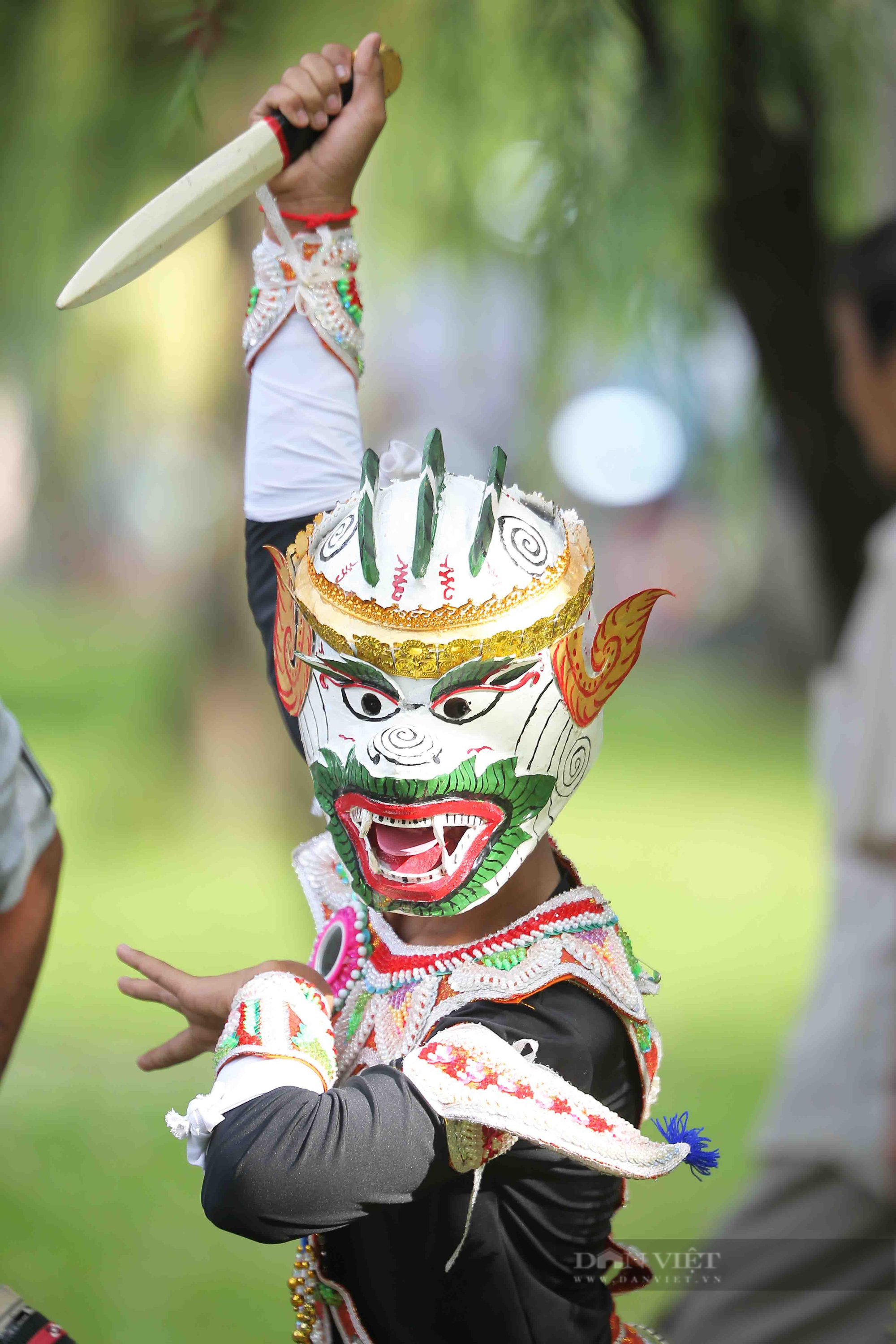 Tưng bừng Lễ hội đua ghe Ngo giữa lòng Sài thành - Ảnh 12.