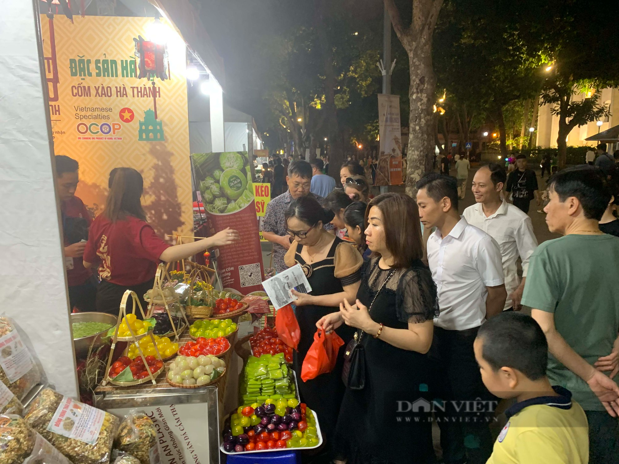 Hàng loạt các hoạt động du lịch, văn hóa hấp dẫn tại Hà Nội trong kỳ nghỉ lễ 30/4-1/5 - Ảnh 1.