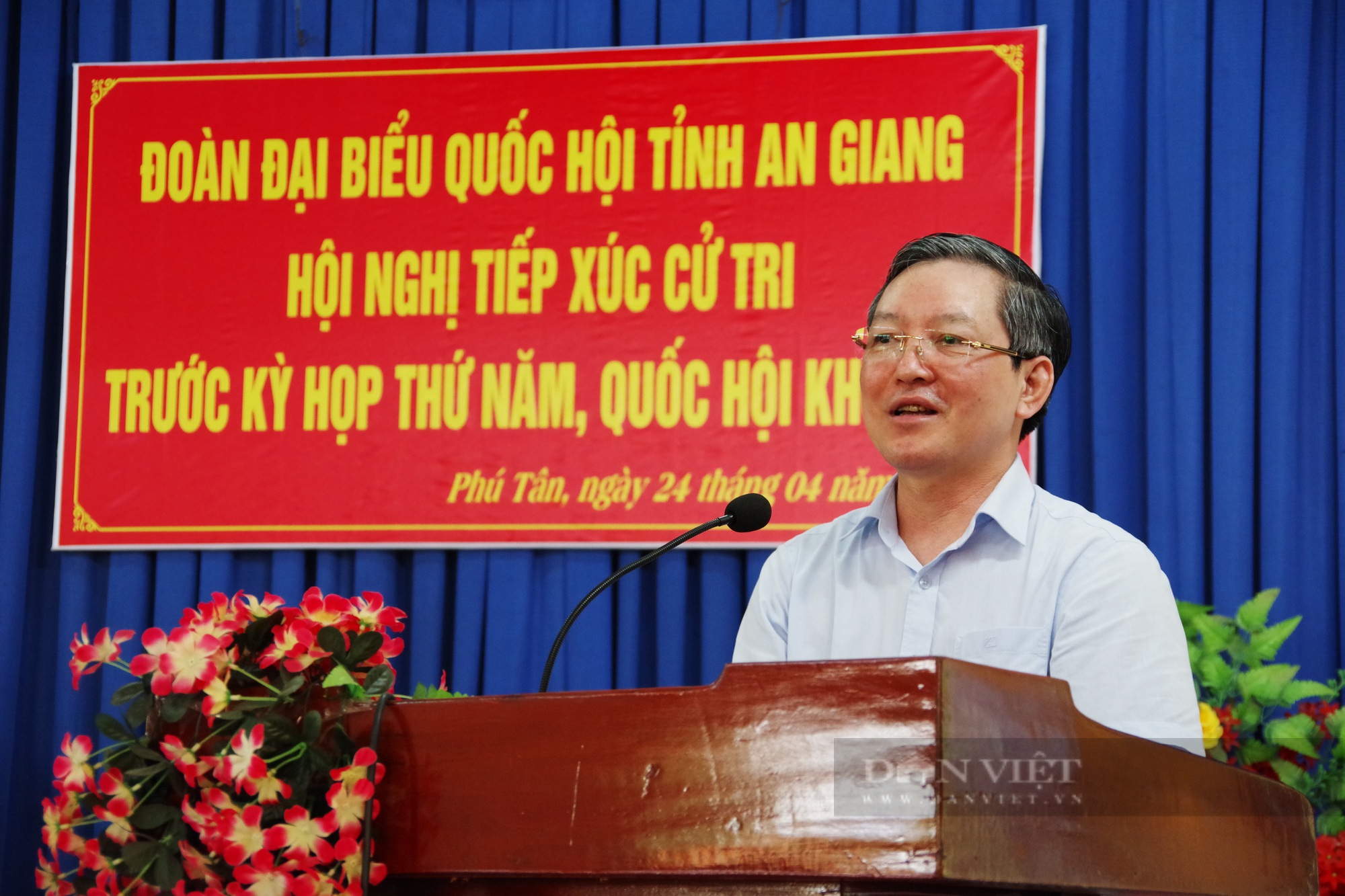Chủ tịch Hội NDVN và đoàn đại biểu Quốc hội tỉnh An Giang tiếp xúc cử tri huyện Phú Tân  - Ảnh 6.