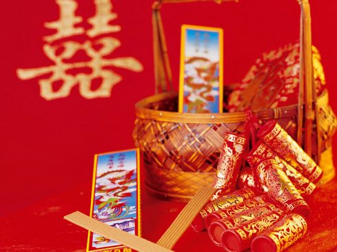 &quot;Tam thư, lục lễ&quot; trong đám cưới truyền thống Trung Hoa là gì? - Ảnh 1.