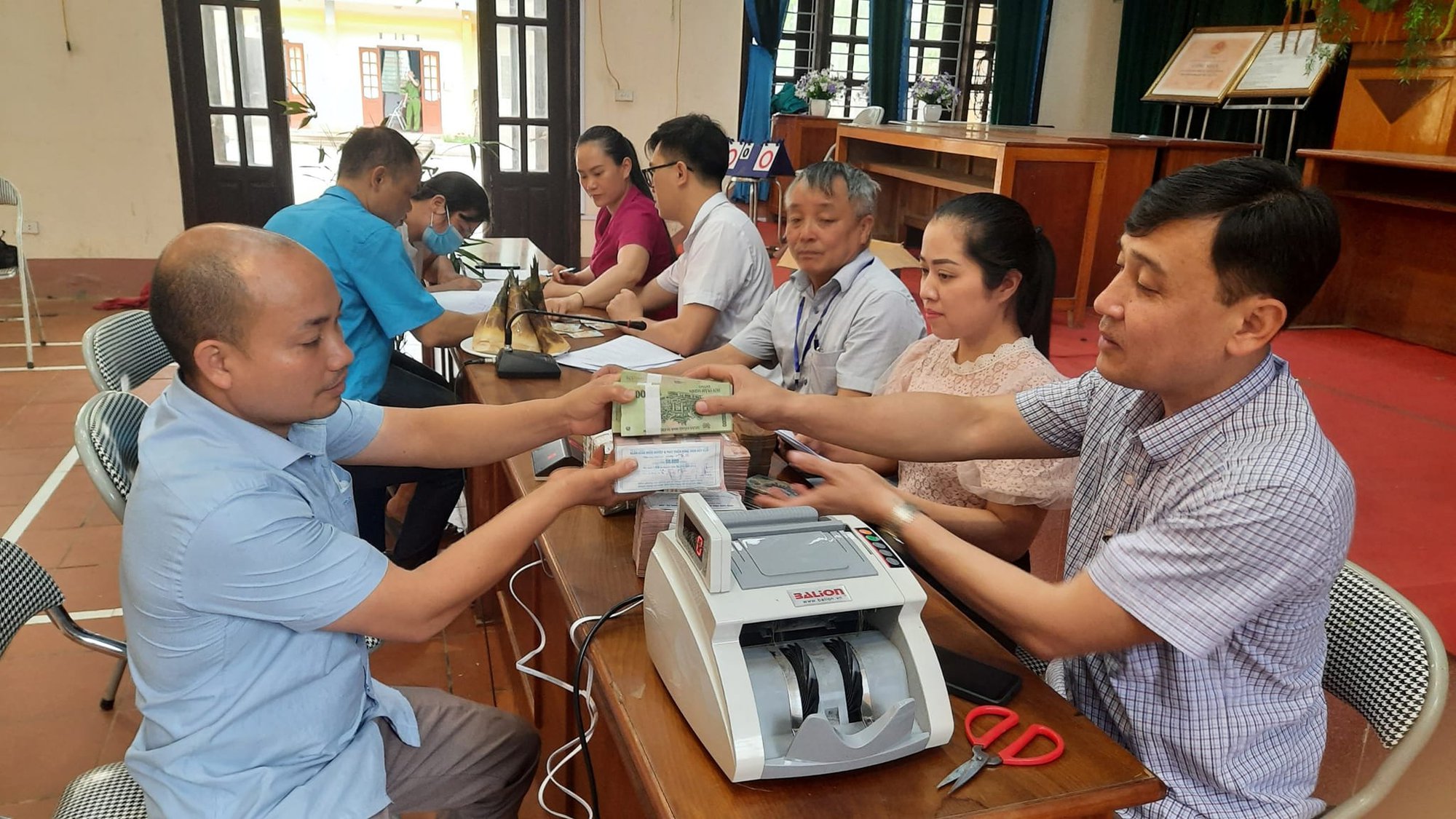 Hội Nông dân tỉnh Thái Nguyên tập huấn kỹ thuật và giải ngân 1 tỷ đồng cho 12 hộ dân trồng măng lục trúc - Ảnh 2.
