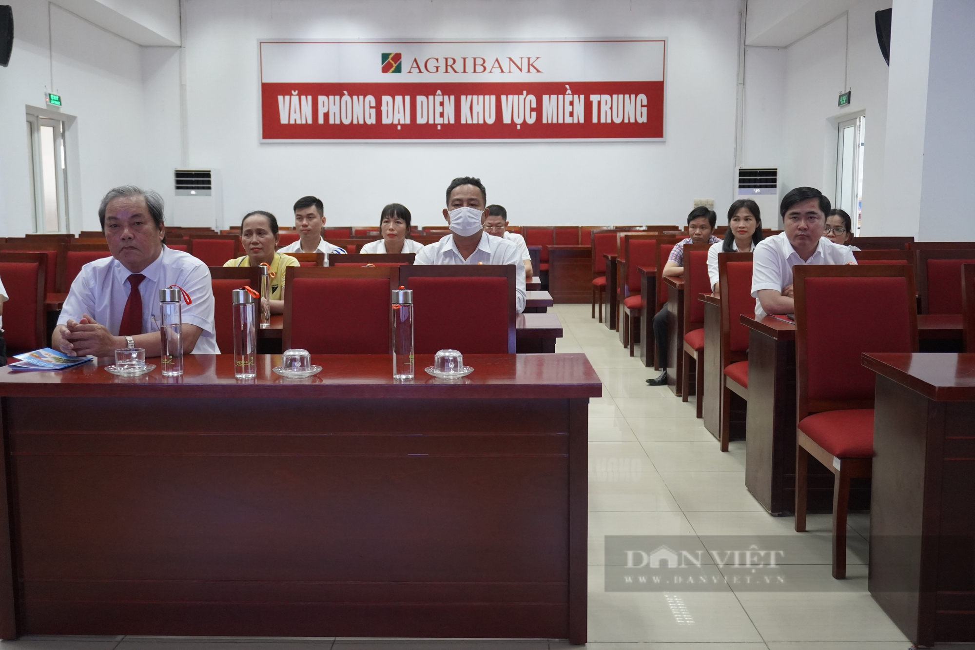 Agribank Nam Đà Nẵng trao giải thưởng Chương trình “Trao gửi niềm tin - Hành trình gắn kết” - Ảnh 4.