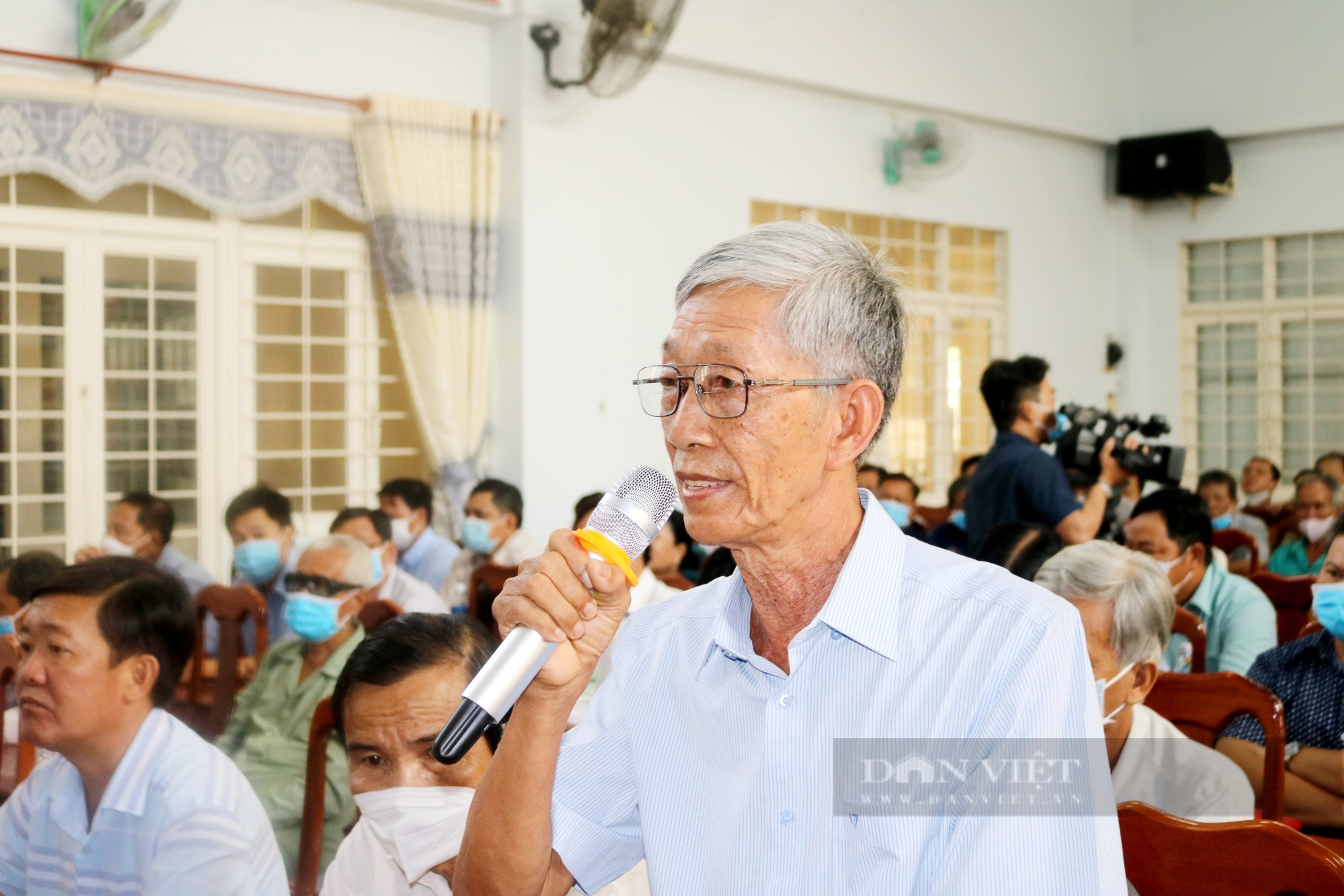 Chủ tịch Hội NDVN và đoàn đại biểu Quốc hội tỉnh An Giang tiếp xúc cử tri thuyện Chợ Mới - Ảnh 3.