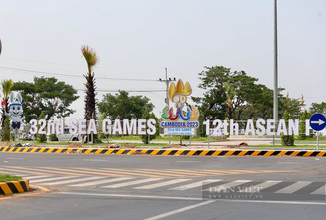 Phố phường Phnôm Pênh rộn rã đón SEA Games 32 - Ảnh 7.