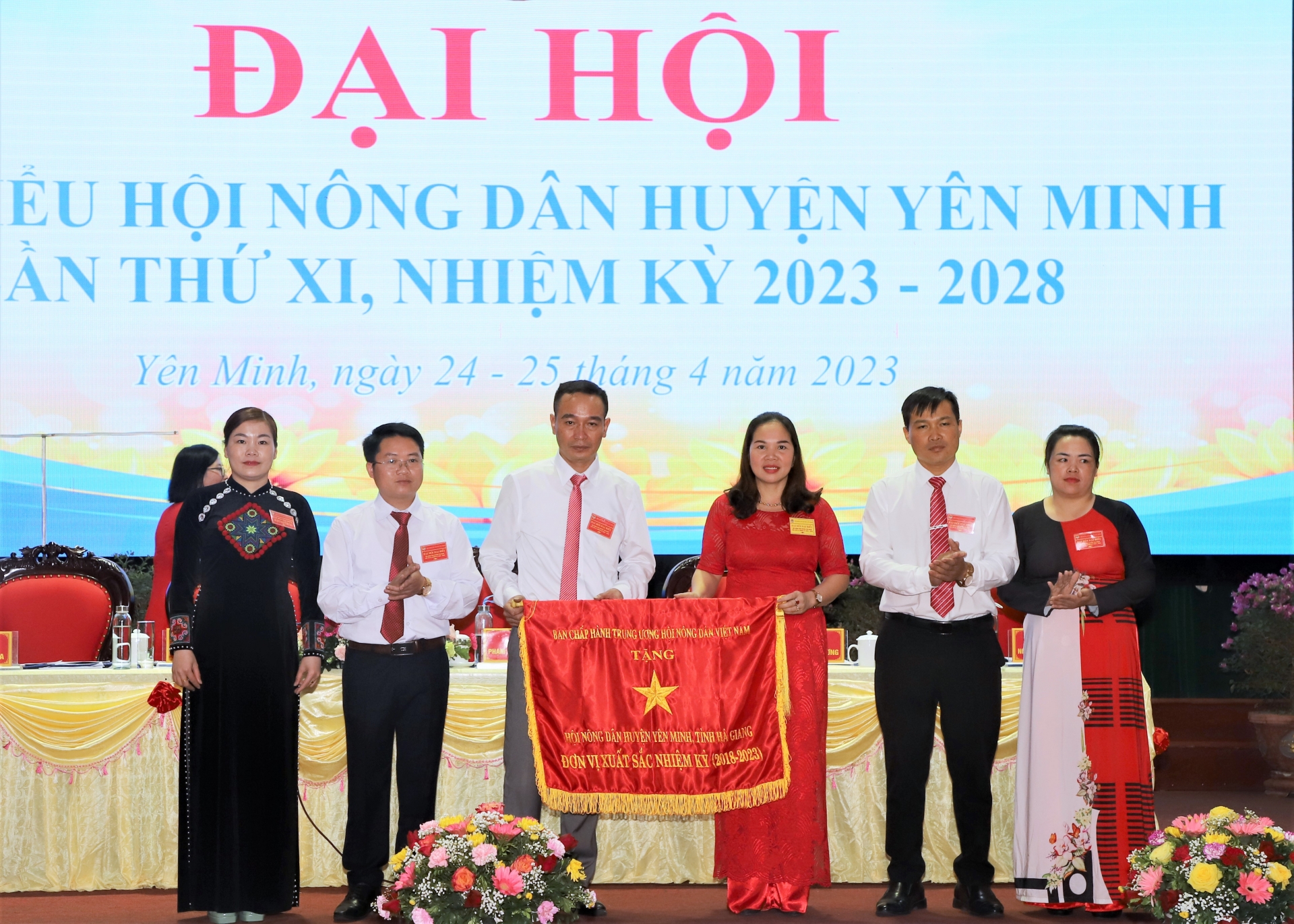 Đại hội đại biểu Hội Nông dân huyện Yên Minh lần thứ XI, bầu Ban chấp hành với 27 đồng chí - Ảnh 3.