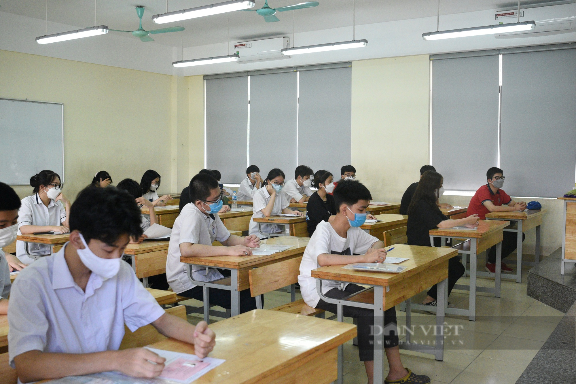 Công khai danh sách 22 trường tuyển chưa đủ điều kiện tuyển sinh ở Hà Nội - Ảnh 1.