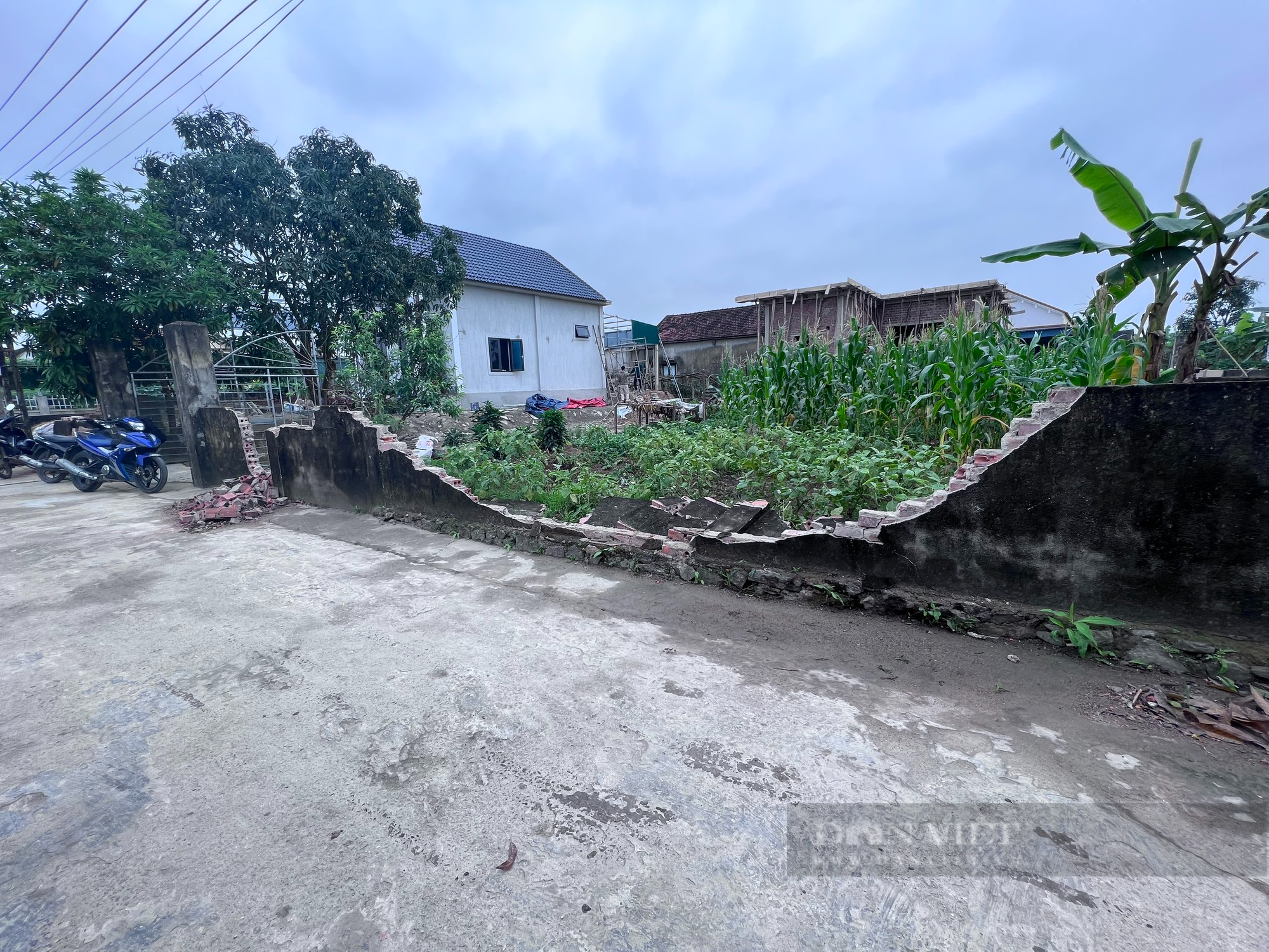 Sự việc cần bơm bê tông đè chết người: Hàng xóm tiết lộ lý do nguyên nhân tai nạn - Ảnh 5.