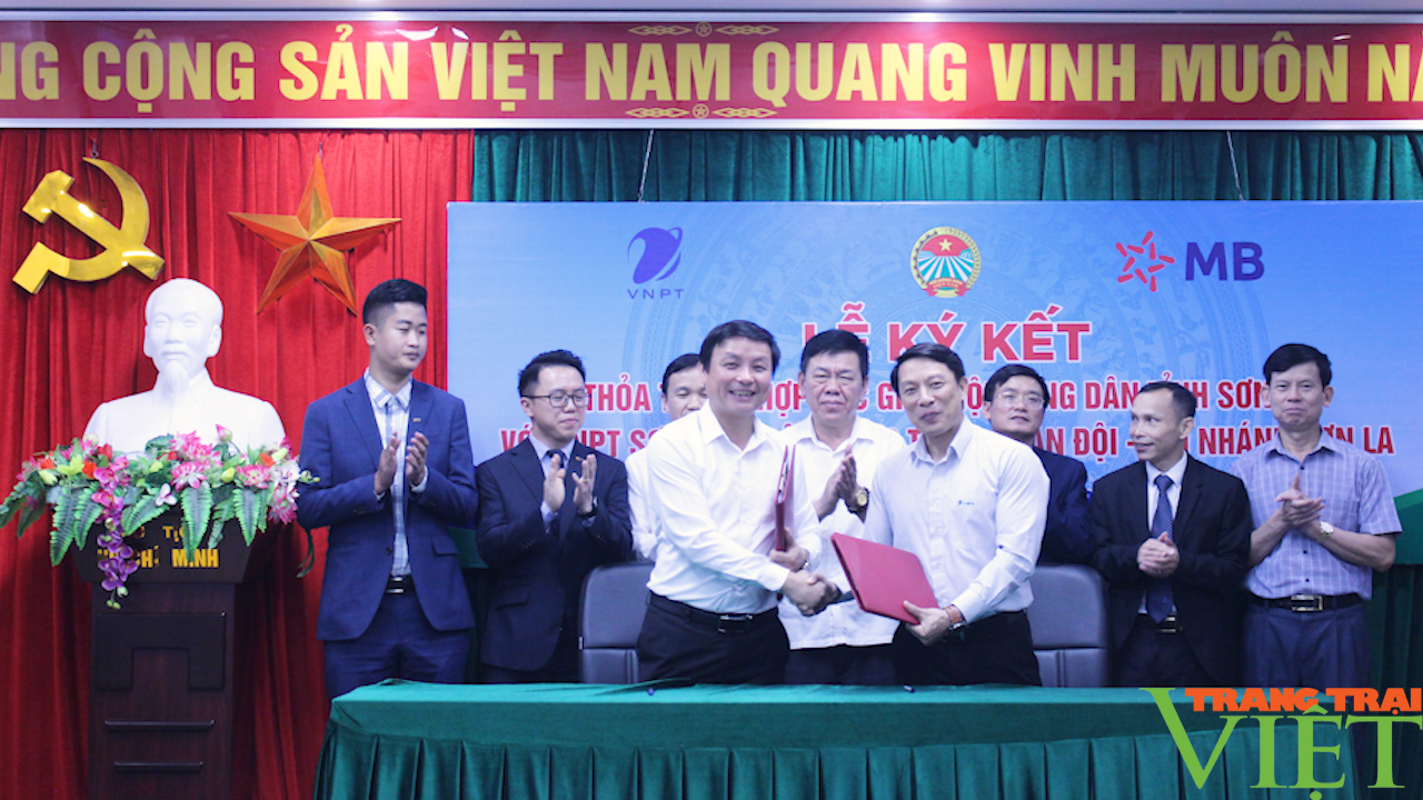 Hội Nông dân tỉnh Sơn La hợp tác với VNPT Sơn La, ngân Hàng TMCP Quân Đội - Ảnh 6.