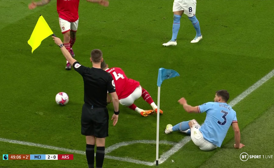 CĐV Arsenal tố trọng tài thiên vị Man City - Ảnh 3.