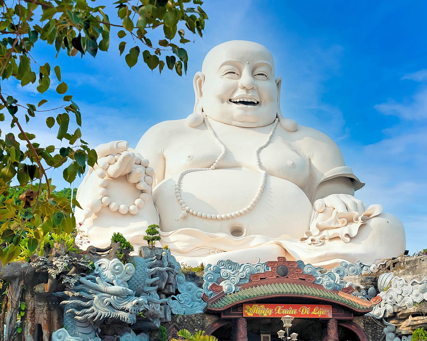 Chiêm bái tượng Phật trên đỉnh núi lớn nhất châu Á   - Ảnh 7.