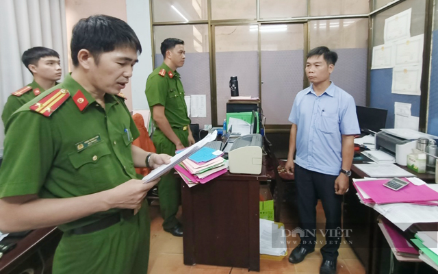 3 cán bộ, nhân viên thuộc Văn phòng đăng ký đất đai ở Quảng Ngãi bị khởi tố vì tội gì? - Ảnh 1.