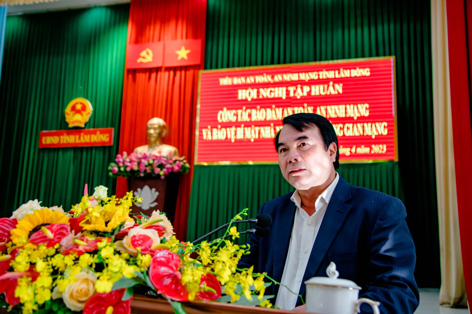 UBND tỉnh Lâm Đồng đảm bảo an toàn, bảo vệ bí mật nhà nước trên không gian mạng - Ảnh 2.