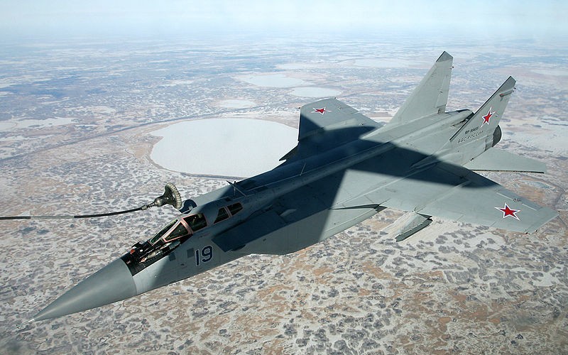Tiêm kích MiG-31 của Nga phát nổ và đâm thẳng xuống hồ