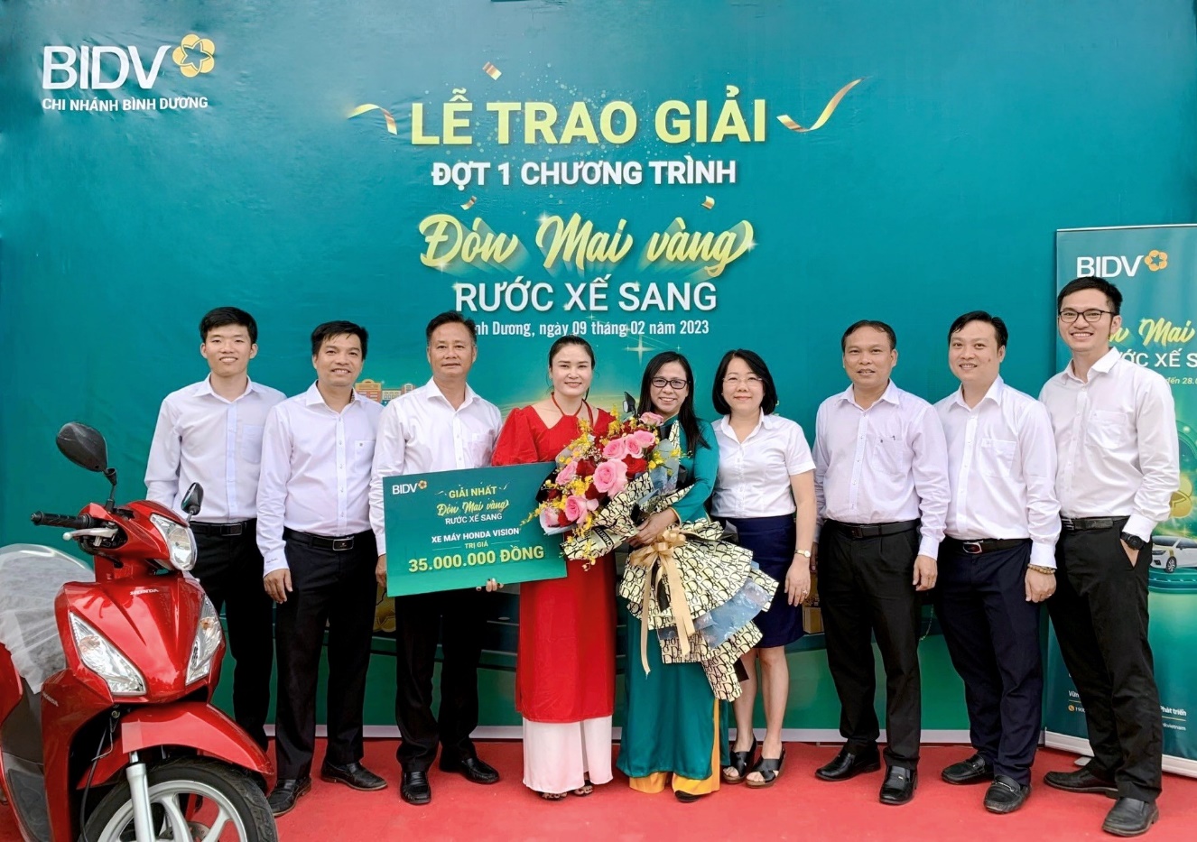 BIDV trao giải thưởng ô tô Honda City cho khách hàng - Ảnh 1.