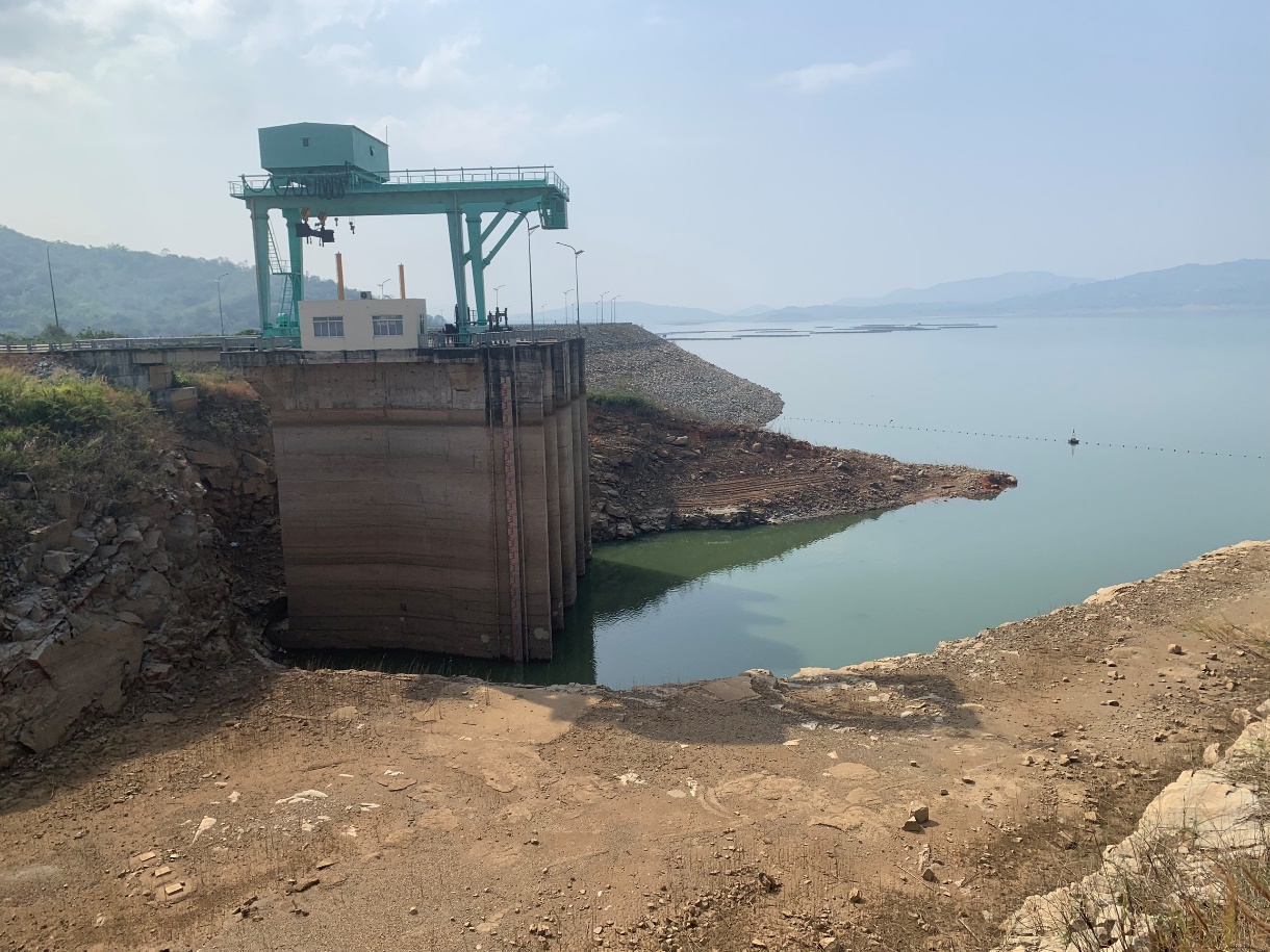 Thủy điện Buôn Kuốp đảm bảo nước cho hạ du trong mùa khô 2022 - 2023 - Ảnh 1.