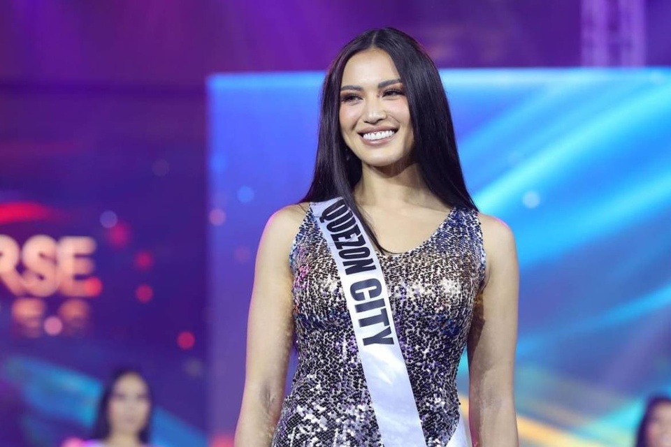 Vẻ gợi cảm của Hoa hậu Philippines tham gia SEA Games 32 - Ảnh 3.
