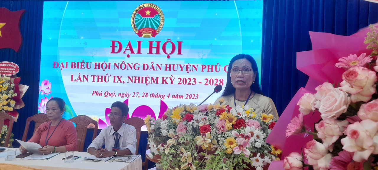 Bà Nguyễn Thị Thảo tái đắc cử chức Chủ tịch Hội Nông dân huyện Phú Quý nhiệm kỳ 2023-2028 - Ảnh 4.