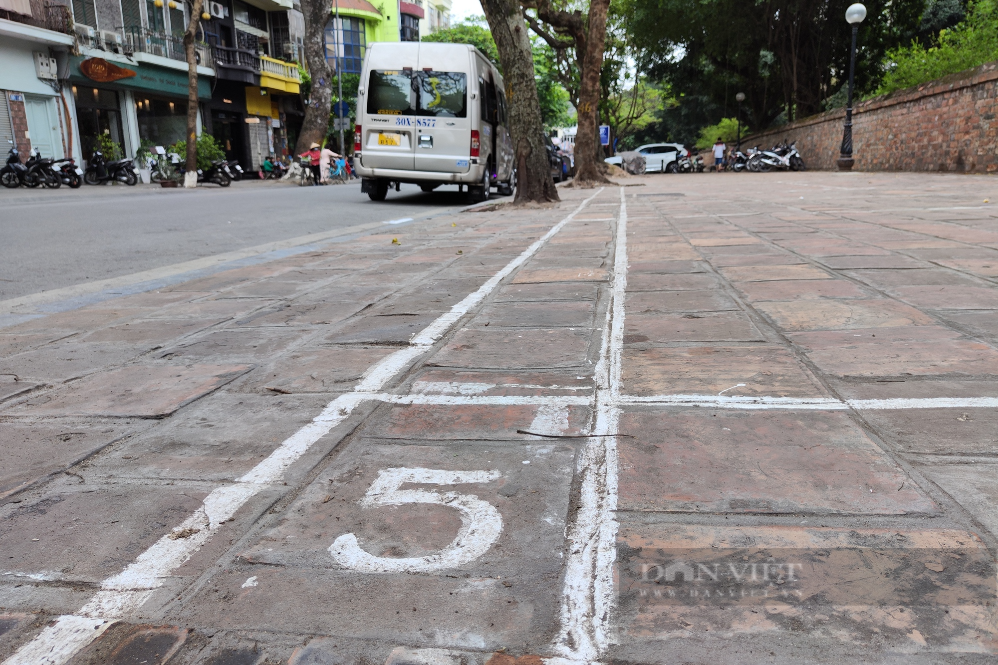 Phố Văn Miếu – Quốc Tử Giám trong đề án xây dựng phố đi bộ mới ở Hà Nội - Ảnh 5.