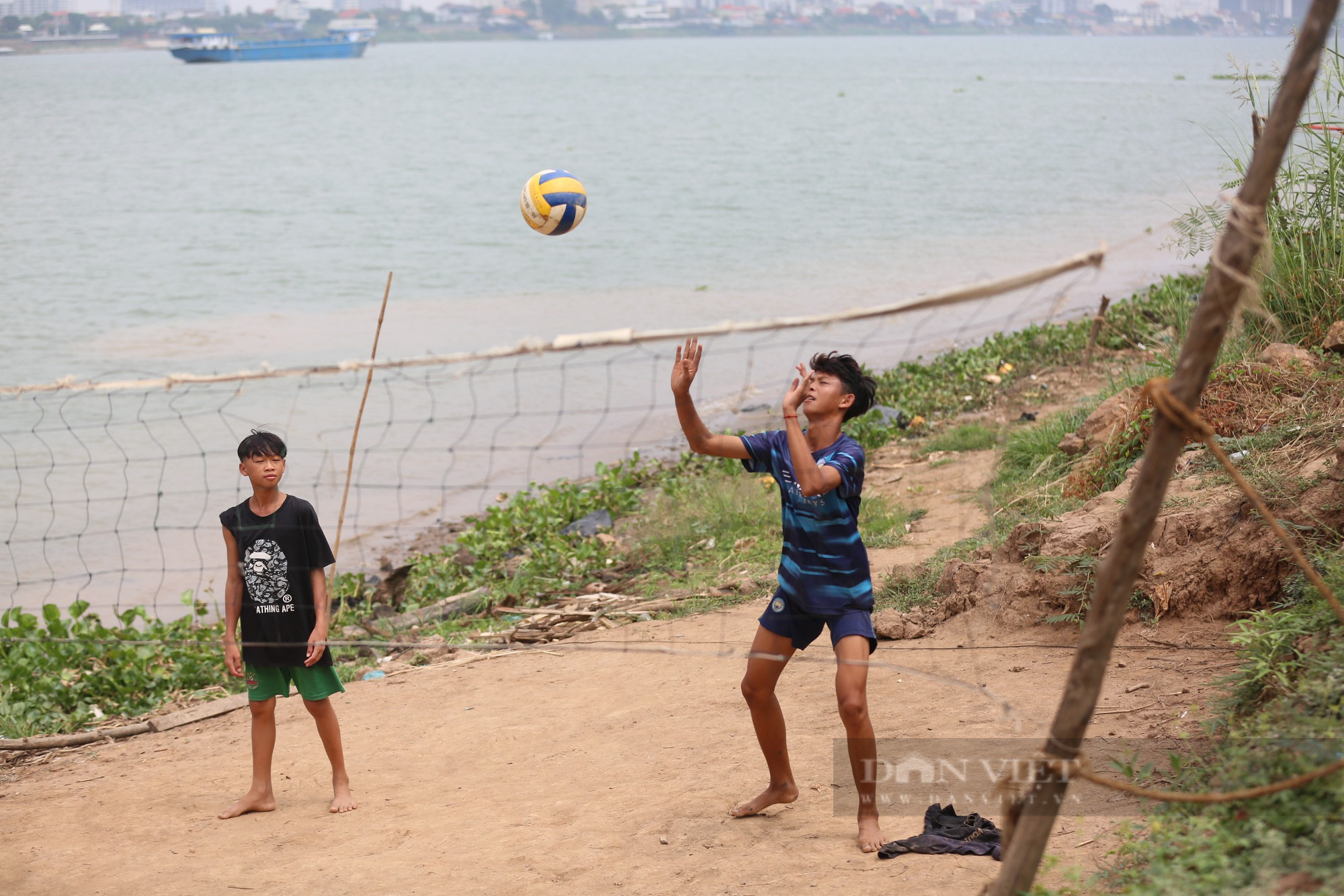 SEA Games 32: Đến Bãi Cải (Phnom Penh), xem trận bóng chuyền &quot;siêu kinh điển&quot; - Ảnh 10.