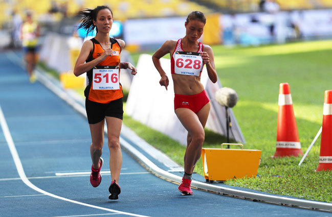 Bi hài SEA Games: Chạy về đích, VĐV Malaysia lĩnh ngay HCV môn… đi bộ - Ảnh 1.